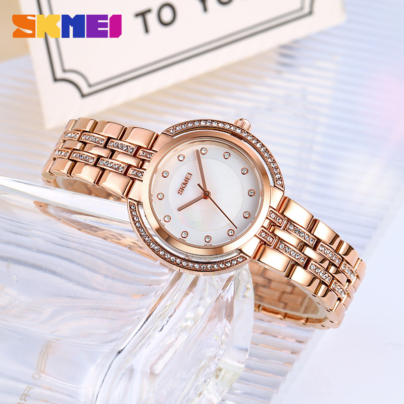 여성용 팔찌 쿼츠 시계 고급 라인스톤 다이얼 아연 합금 - Analog Quartz Watch 리뷰 및 가격